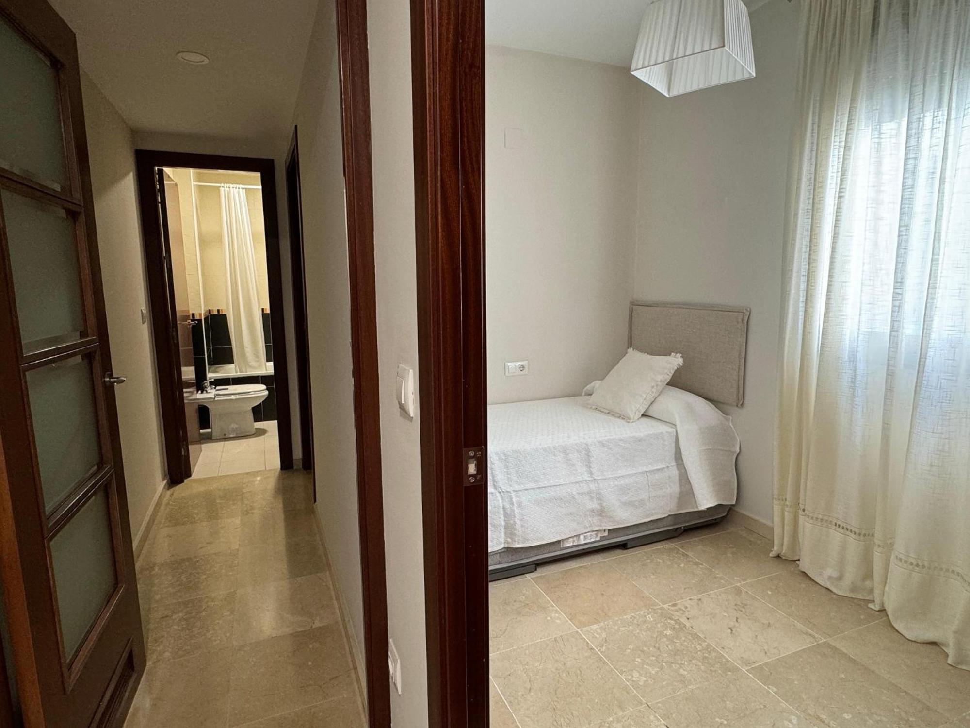 Apartamento Centrico Con Terraza Y Parking Gratuito Cordoba Exterior photo