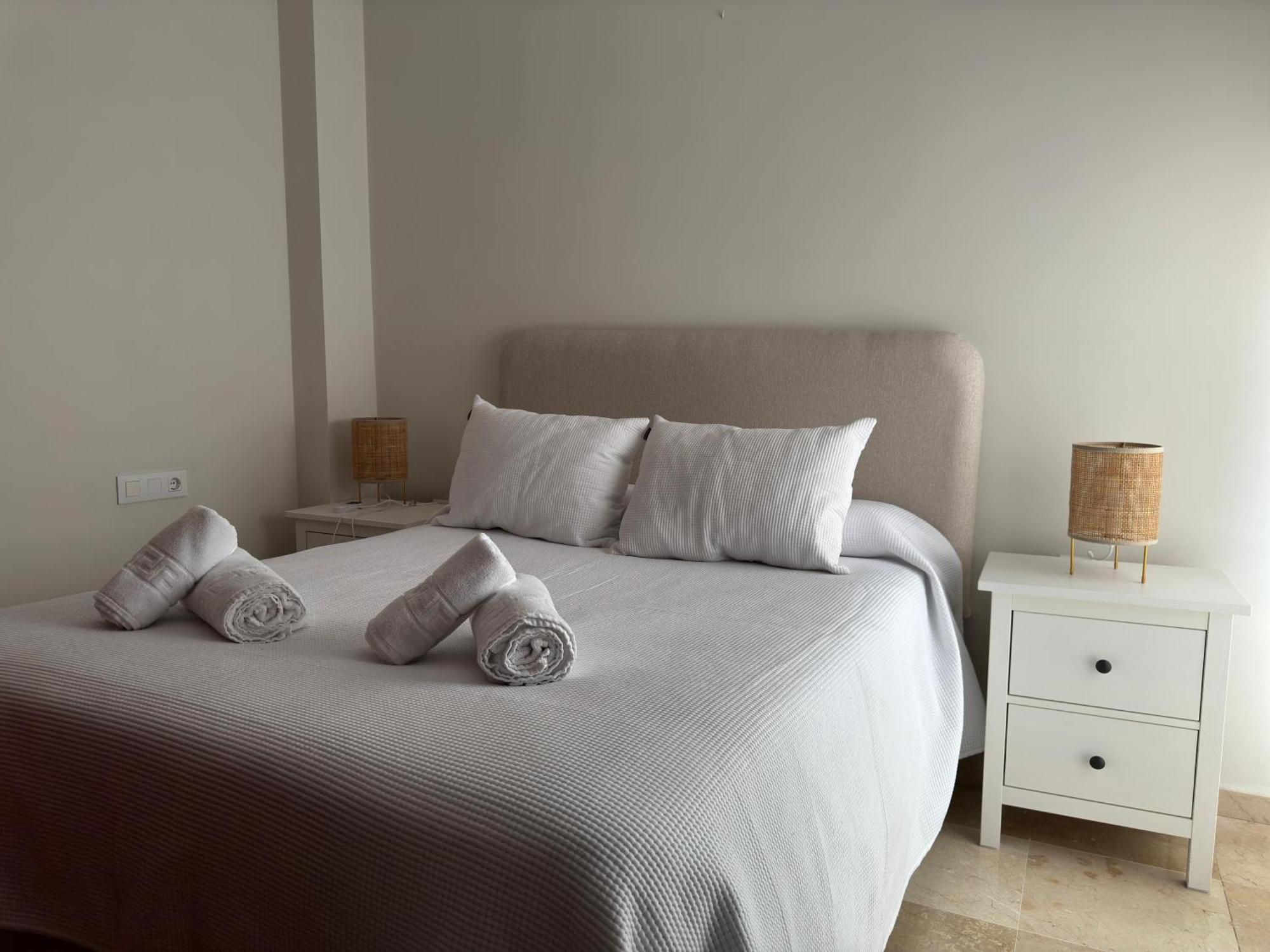 Apartamento Centrico Con Terraza Y Parking Gratuito Cordoba Exterior photo